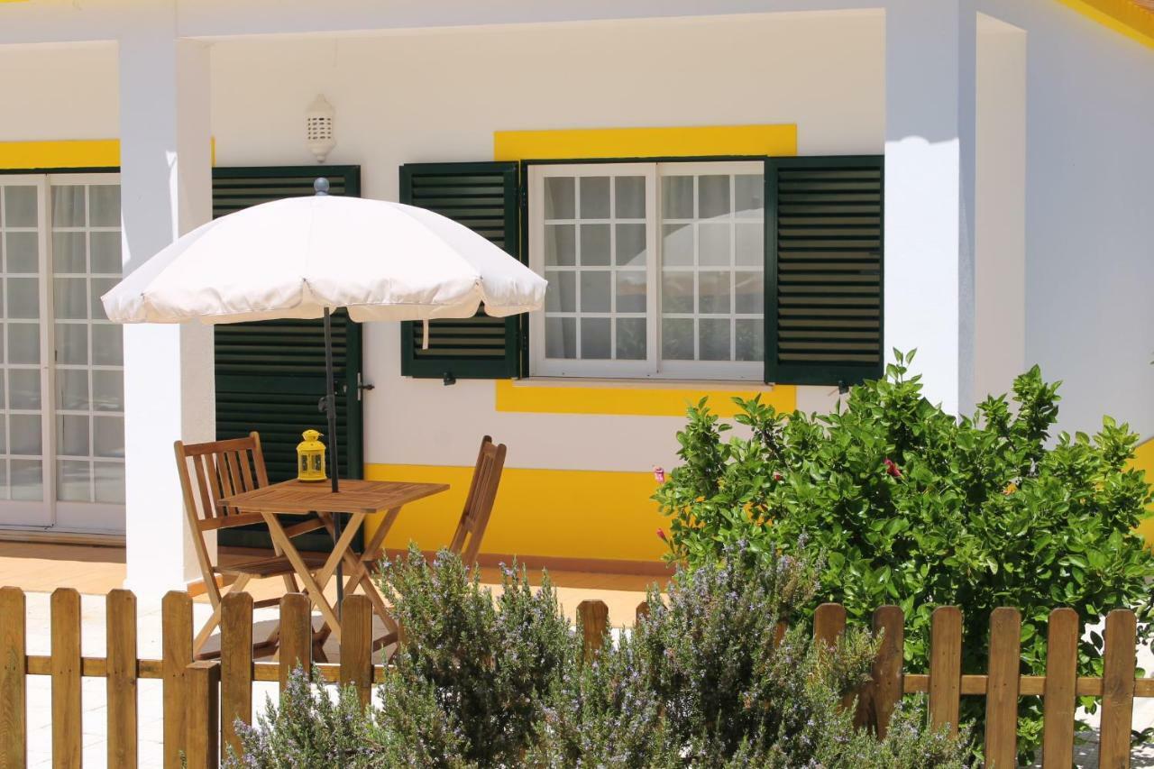 Casinha Dos Avos Villa Lagos Bagian luar foto