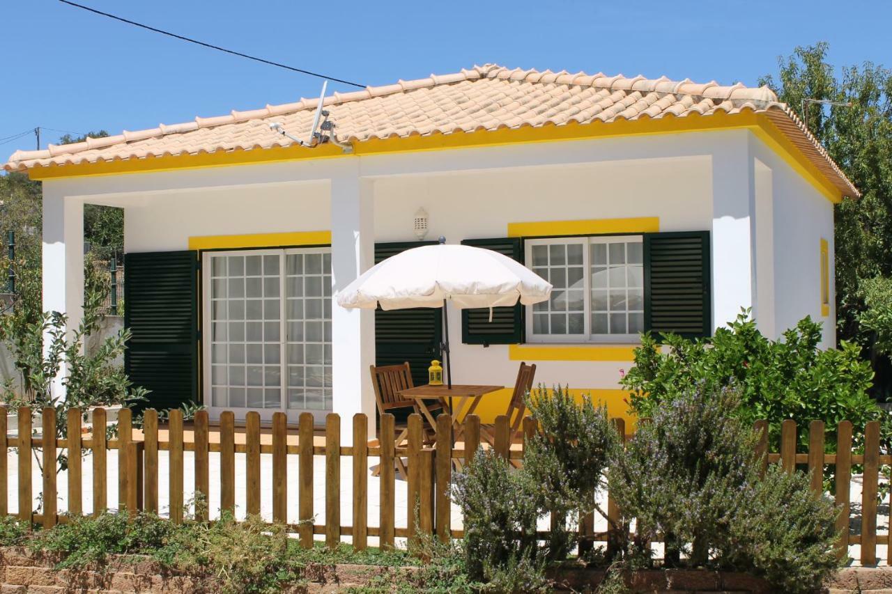Casinha Dos Avos Villa Lagos Bagian luar foto