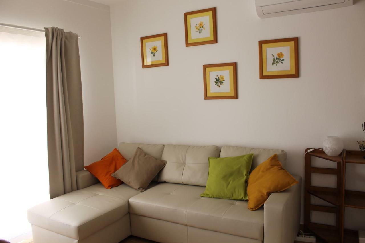 Casinha Dos Avos Villa Lagos Bagian luar foto